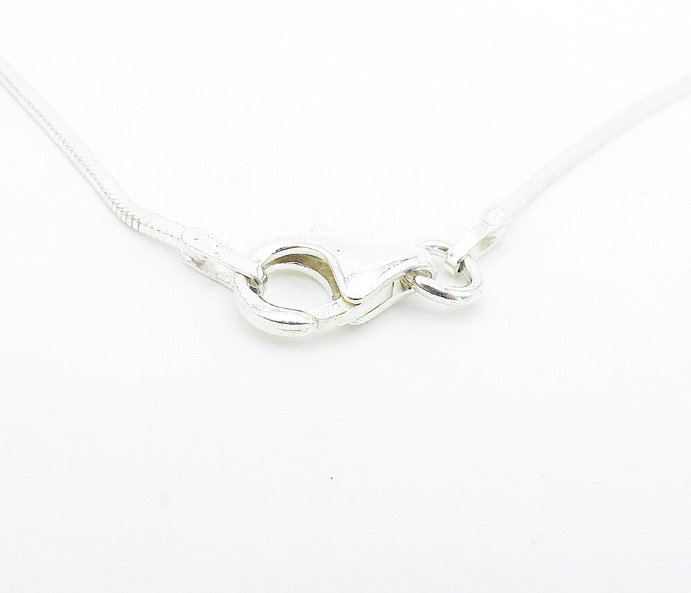 925 Sterling Silver  Knot Pattern Vertical Pendant Snake Chain Necklace NE1164