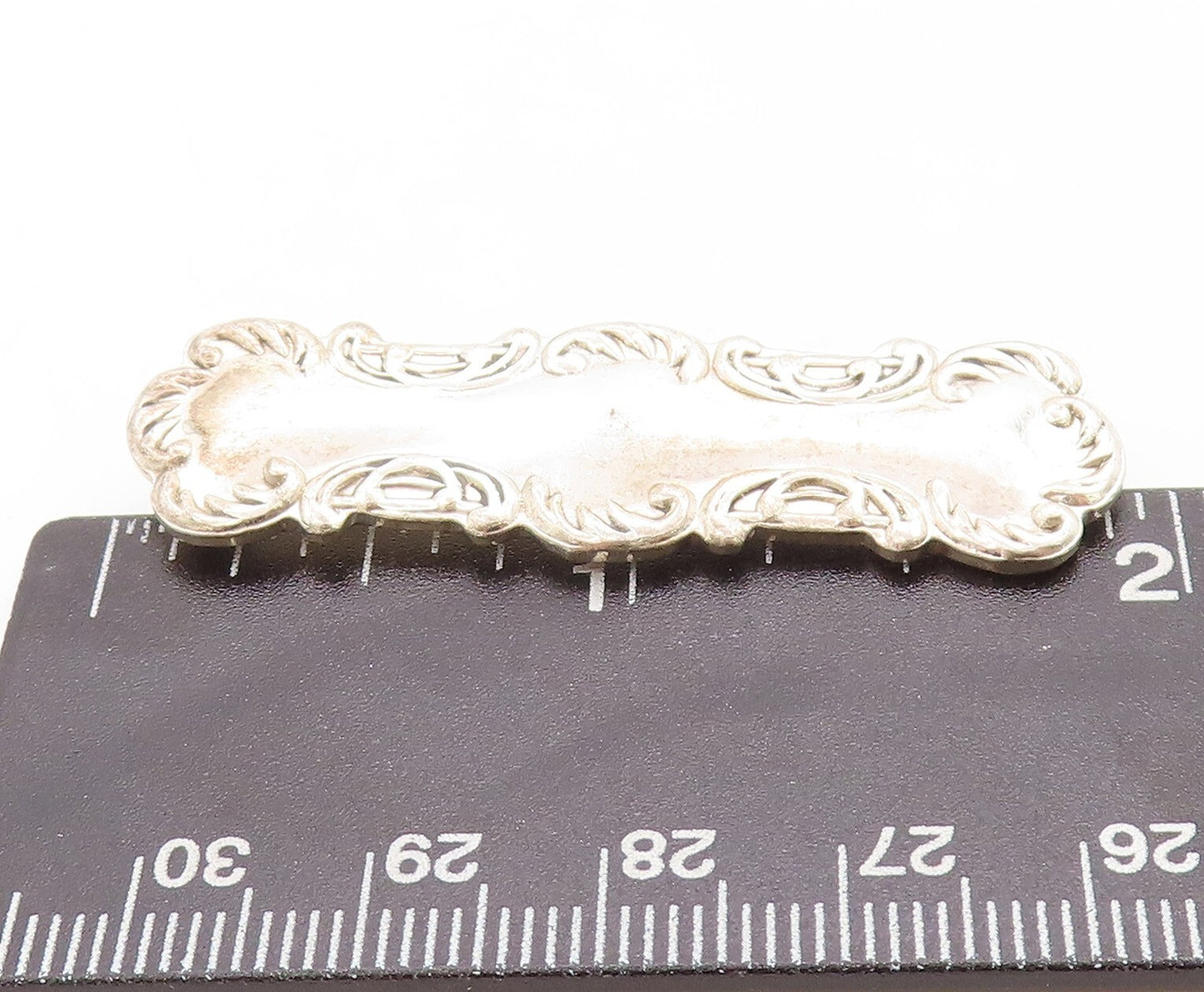 925 Sterling Silver Vintage Brooch Pin Designer Swirly Carved Frame  BP11336