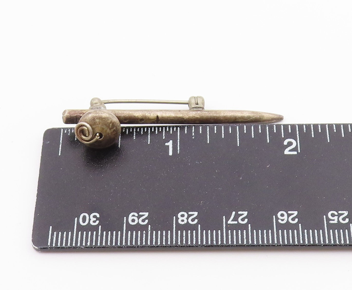 925 Sterling Silver  Vintage Spiral Detail Pointed Brooch Pin  BP8523