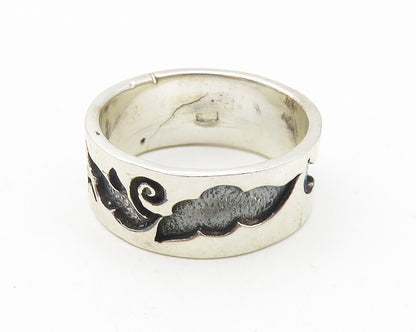 925 Sterling Silver  Vintage Oxidized Pattern Shiny Band Ring Sz 7  RG11015
