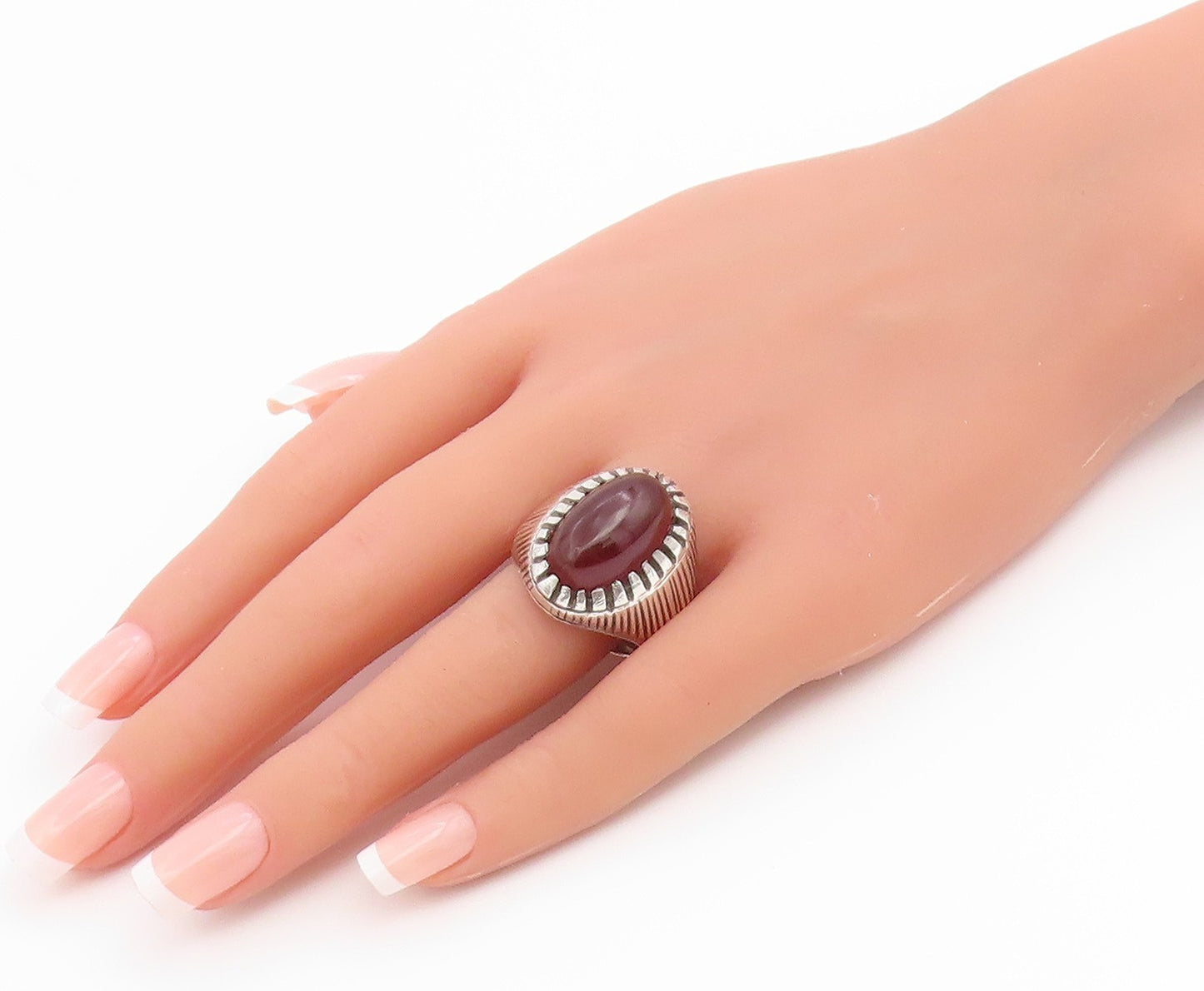 925 Sterling Silver Vintage Ring Cabochon Carnelian Grooved Band Sz 11.5 RG36707