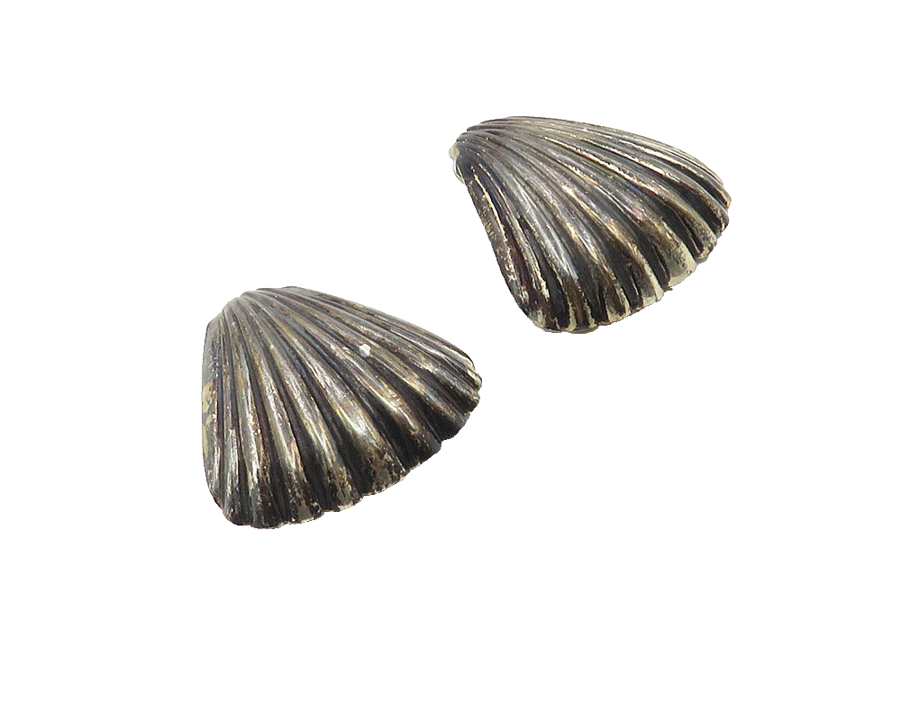 925 Sterling Silver  Vintage Oxidized Scalloped Non Pierce Earrings  EG5019