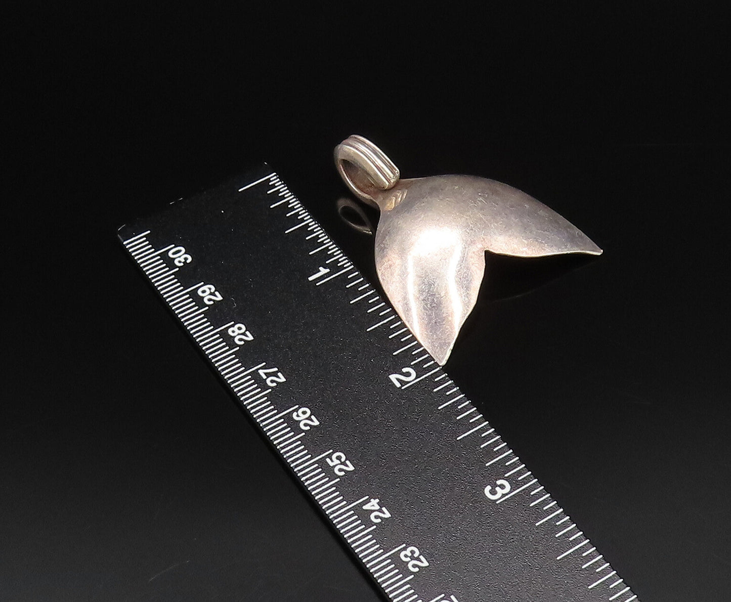 925 Sterling Silver  Vintage Minimalist Whale Tail Dome Pendant  PT21746