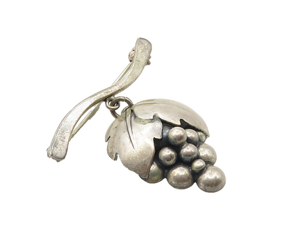 925 Sterling Silver  Vintage Oxidized Grape Bunch Motif Brooch Pin  BP3639