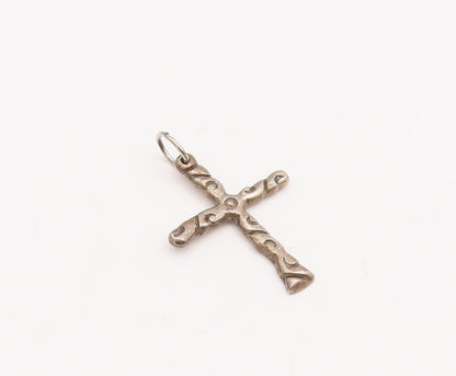 925 Sterling Silver Vintage Pendant Swirly Grooved Religious Cross  PT23332