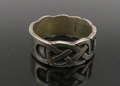 925 Sterling Silver  Vintage Dark Tone Celtic Knot Band Ring Sz 12  RG23535