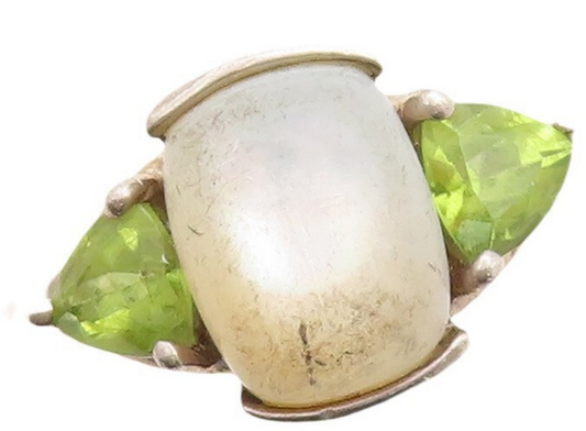 925 Sterling Silver Vintage Ring Cabochon Gemstone Triangle Peridot Sz 9 RG31228