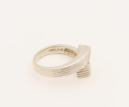925 Sterling Silver  Vintage Ribbed Lines Bypass Fashion Ring Sz 9  RG26272