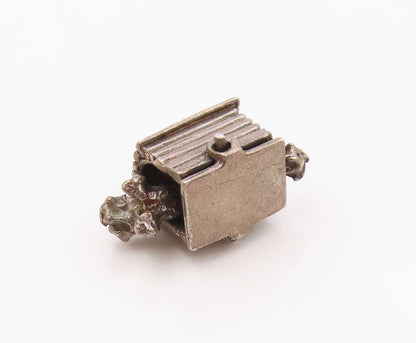 925 Sterling Silver  Vintage Bulldog In Dog House Pendant (MOVES)  PT21052