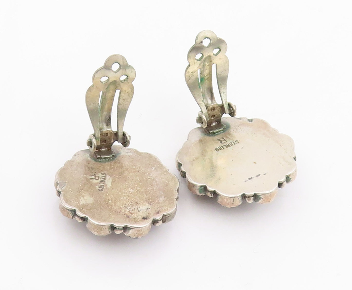 925 Sterling Silver Vintage Earrings NAVAJO Cabochon Onyx Floral Clip On EG14088