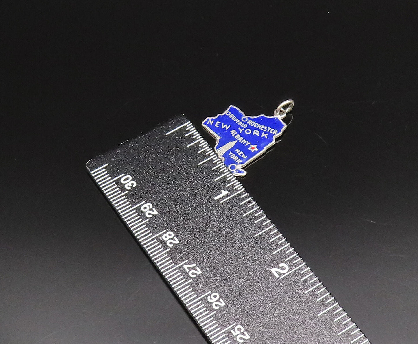 925 Sterling Silver  Vintage Enamel New York State Souvenir Pendant  PT21586