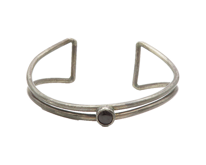 925 Sterling Silver  Vintage Cabochon Cut Black Onyx Cuff Bracelet  BT5255