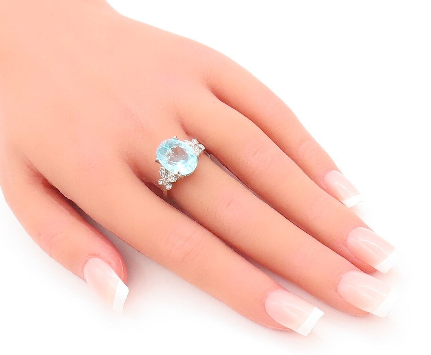 925 Sterling Silver Vintage Ring Oval Cut Blue & White CZ Carved  Sz 9  RG28472