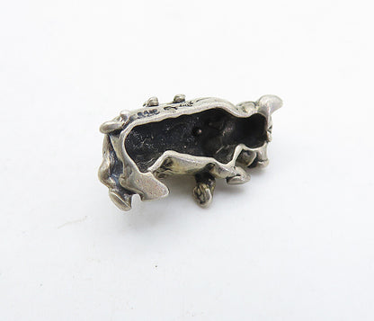 925 Sterling Silver  Vintage Petite Mom & Baby Pigs Motif Pendant  PT4920