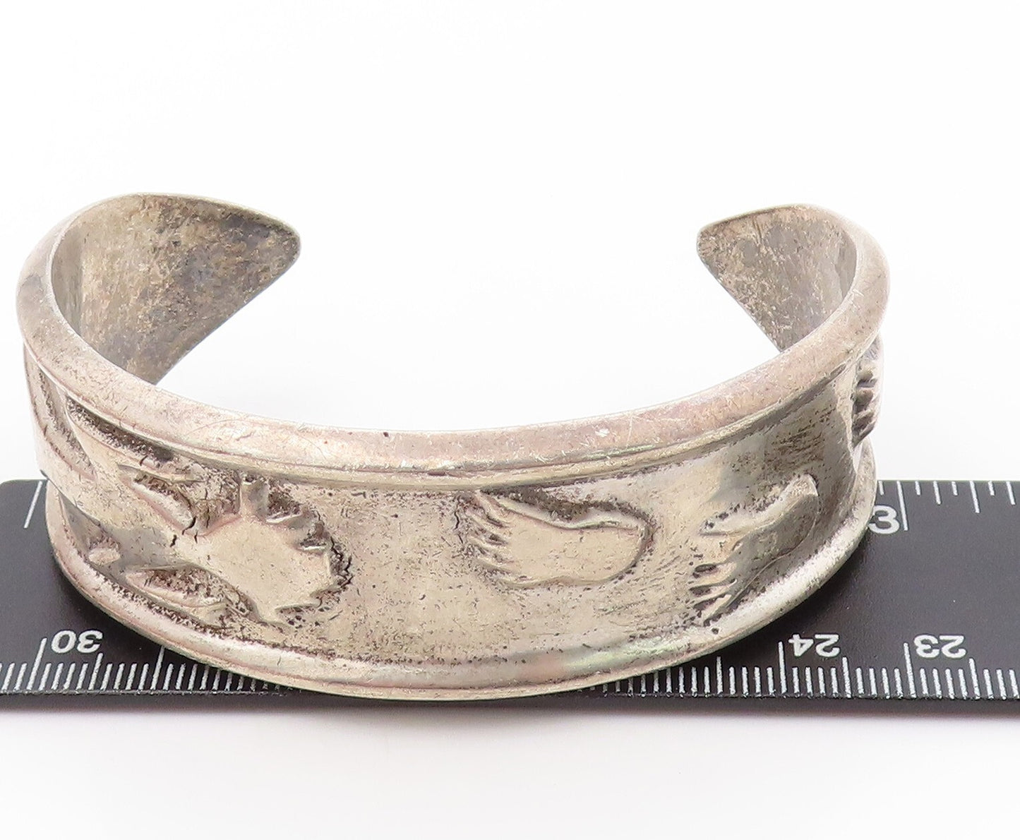 925 Sterling Silver Vintage Bracelet NAVAJO ZUNI Foot Print Etched Cuff  BT11035