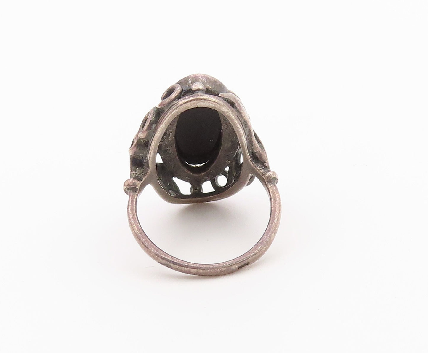 925 Sterling Silver Vintage Ring Oval Black Onyx Openwork Band  Sz 7  RG36447