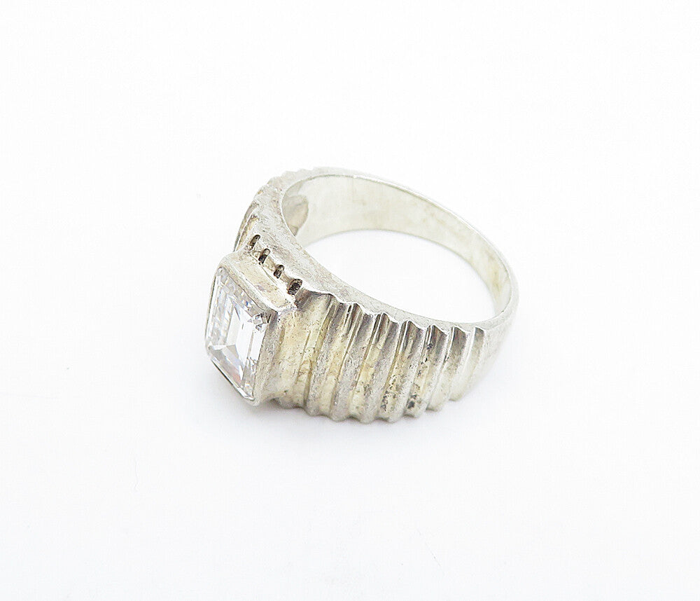 925 Sterling Silver  Vintage Cubic Zirconia Graduated Band Ring Sz 7  RG3608