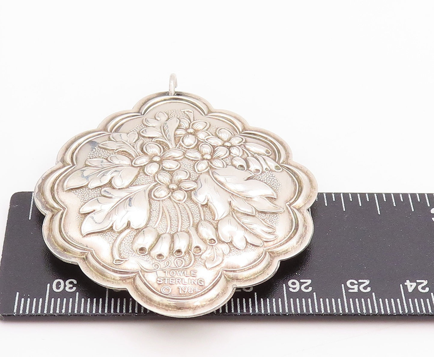 925 Sterling Silver Vintage Pendant 1984 TOWLE Antique Flower Bouquet  PT24710
