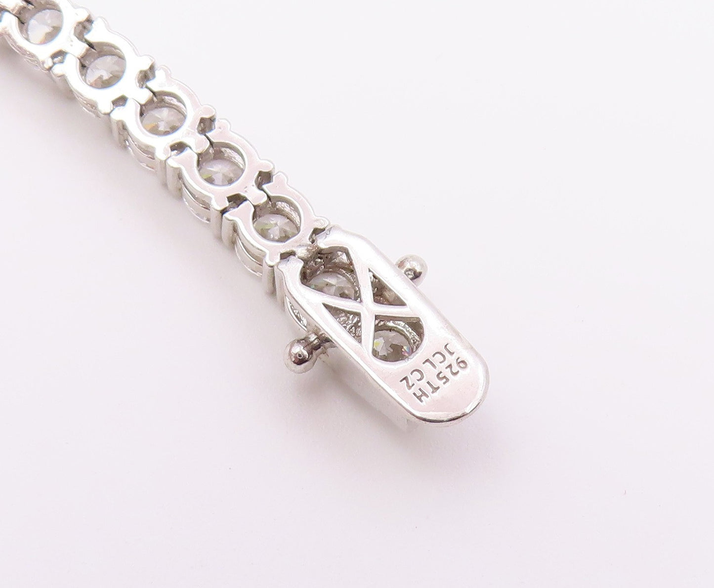 925 Sterling Silver Vintage Bracelet Heart Cut CZ Main Stone & CZ Band  BT10203