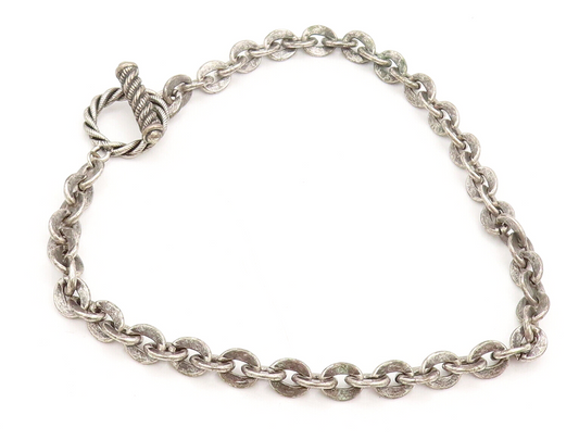 925 Sterling Silver  Vintage Horse Shoe Link Chain Toggle Lock Necklace NE4060