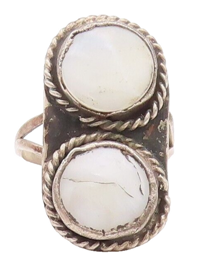 925 Sterling Silver Vintage Ring Southwestern Mother Of Pearls Sz 7.5 RG28620