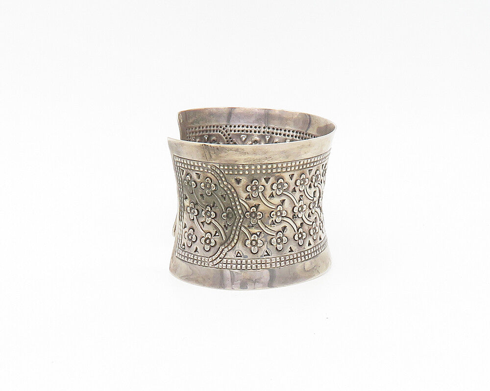 925 Sterling Silver  Vintage Flower Patterned Dark Tone Cuff Bracelet  BT7318