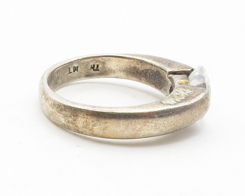 925 Sterling Silver  Vintage Cubic Zirconia Dark Tone Band Ring Sz 8  RG13558
