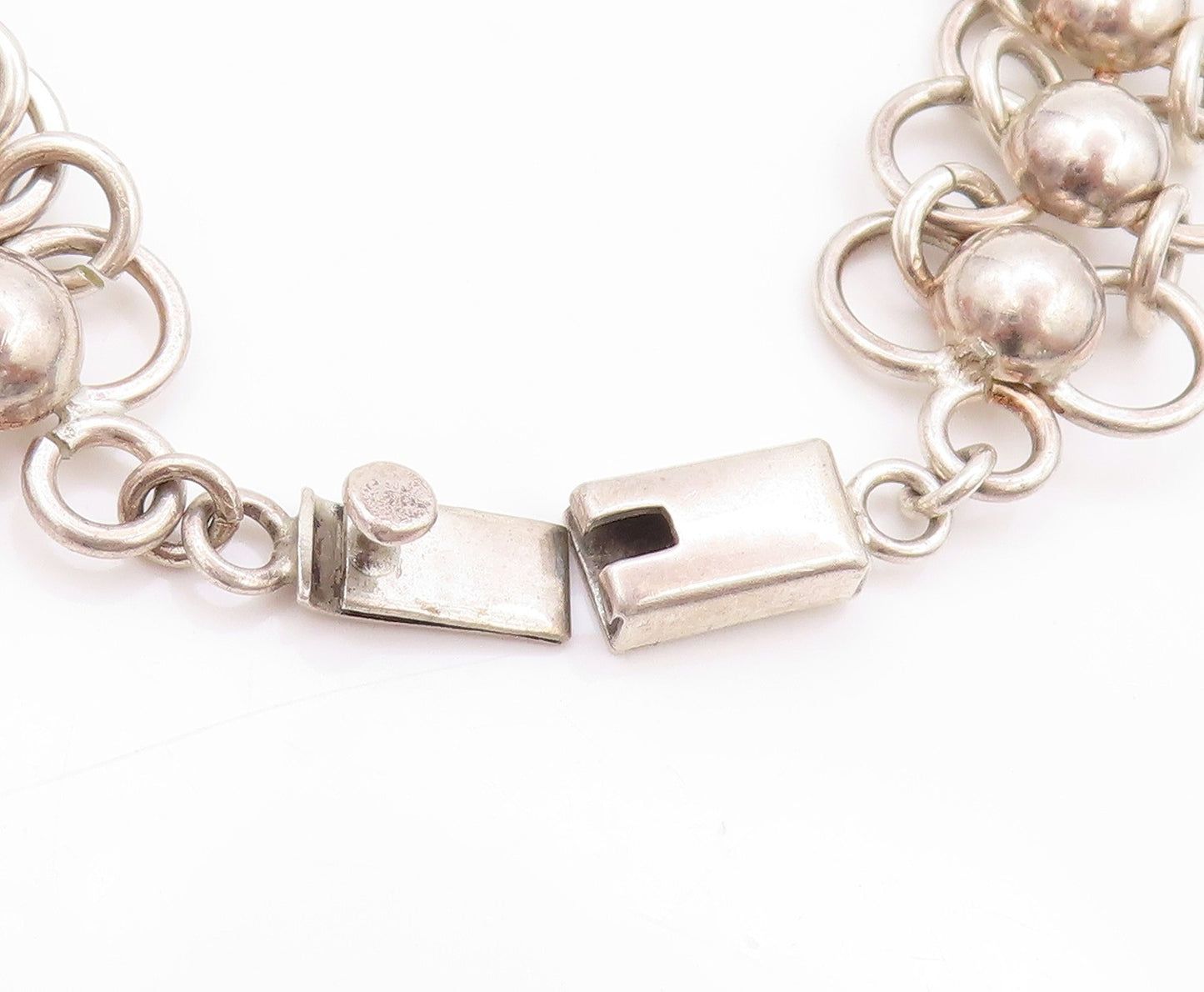 925 Sterling Silver Vintage Bracelet MEXICO Beaded Rings Interlocked  BT11239