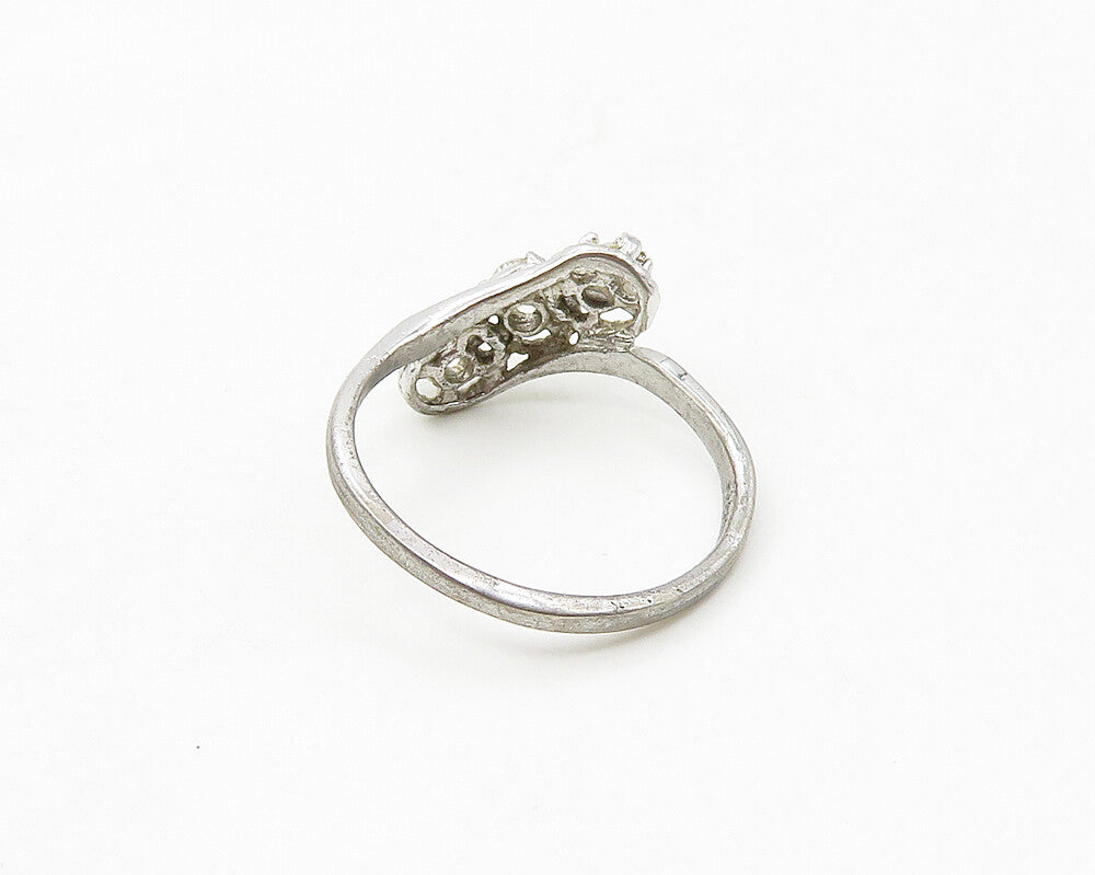 925 Sterling Silver  Vintage Petite Topaz 3 Stone Band Ring Sz 8  RG17335