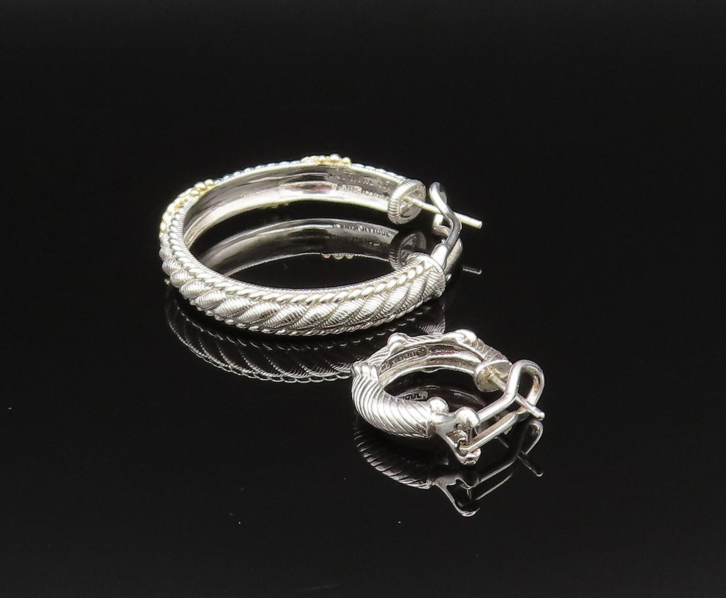 JUDITH RIPKA 925 Silver  Vintage Two Tone Wrapped Single Lot Earrings  EG11963