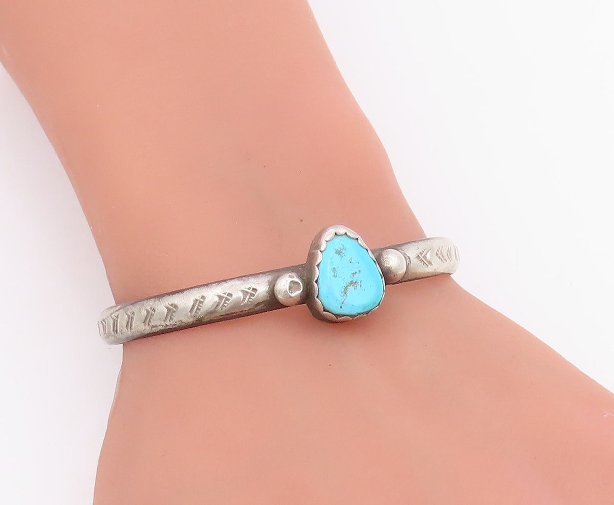 925 Sterling Silver Vintage Bracelet NAVAJO Turquoise Etched Cuff  BT11838