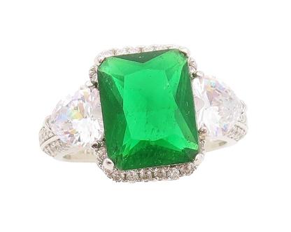 925 Sterling Silver Vintage Ring Rectangle Cut Peridot Triangle CZ Sz 7  RG29020
