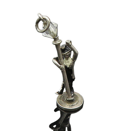 925 Silver  Vintage Enamel Magician Man On Quartz Pole Pendant (MOVES) PT20418