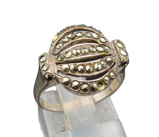 925 Sterling Silver   Vintage Marcasite Striped Cutout Ring Sz 6.5  RG24713
