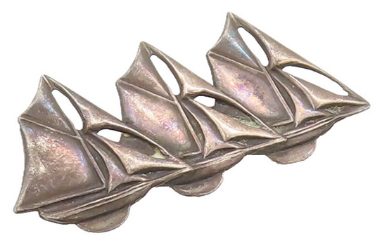 925 Sterling Silver Vintage Brooch Pin Carved Three Linked Sailor Boat  BP10554