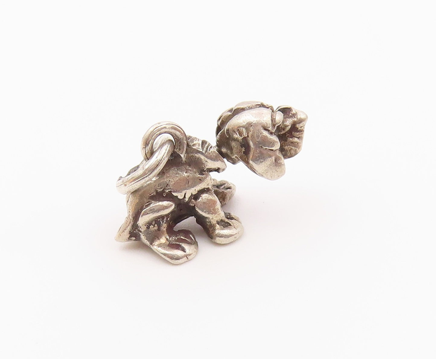 925 Sterling Silver  Vintage Petite Sitting Hound Dog Motif Pendant  PT19107