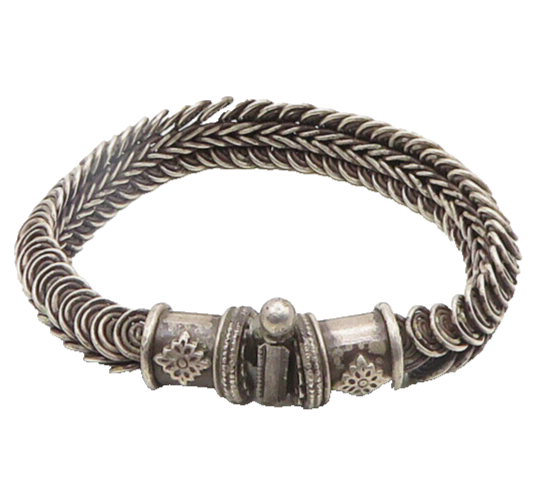 925 Sterling Silver  Vintage Dark Tone Floral Detail Chain Bracelet  BT7715