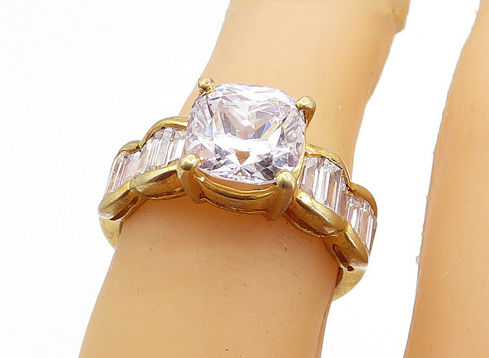 925 Sterling Silver  Cubic Zirconia Solitaire With Accents Ring Sz 6  RG5284
