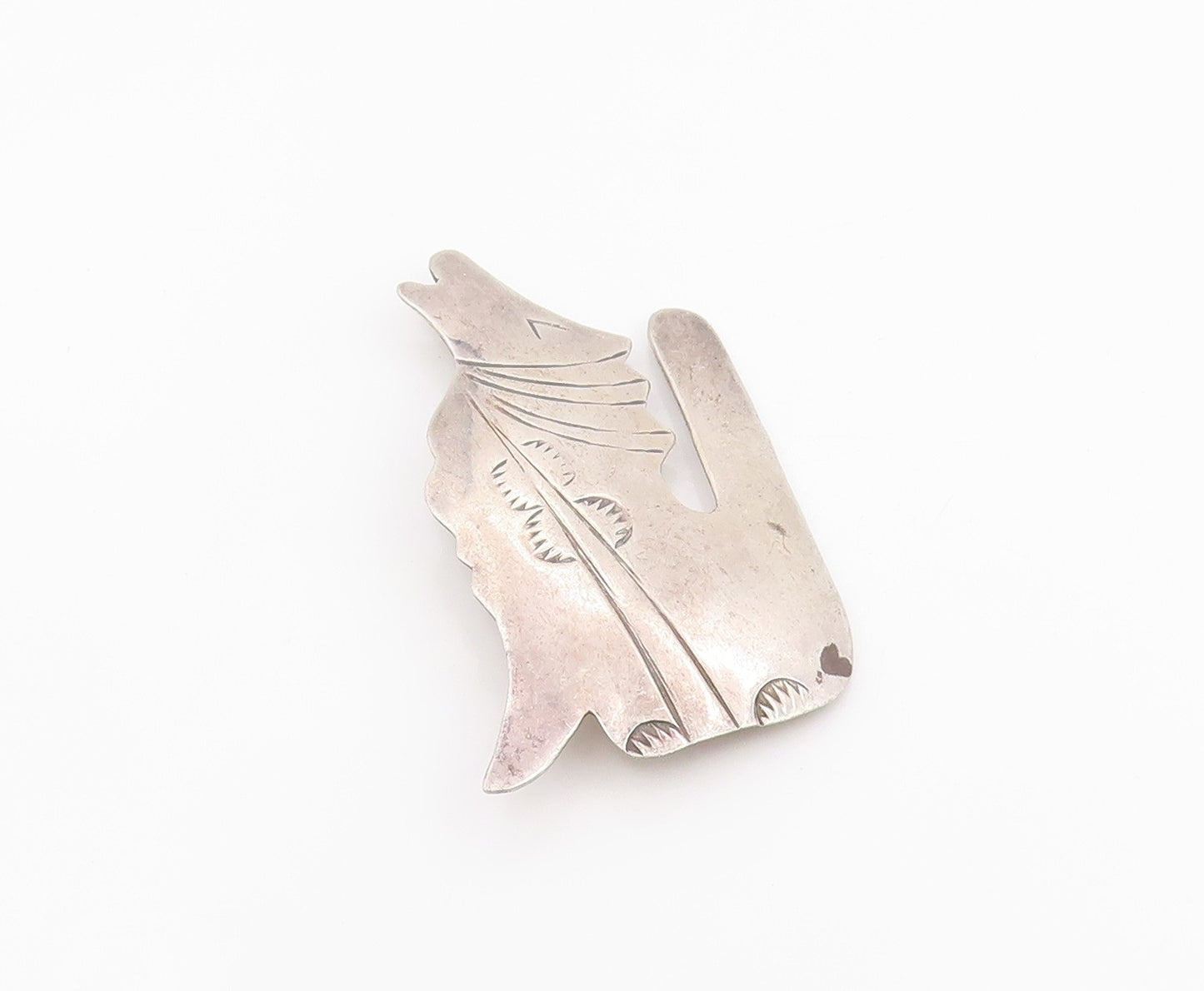 925 Sterling Silver Vintage Brooch Pin NAVAJO Howling Coyote Cutout  BP12174