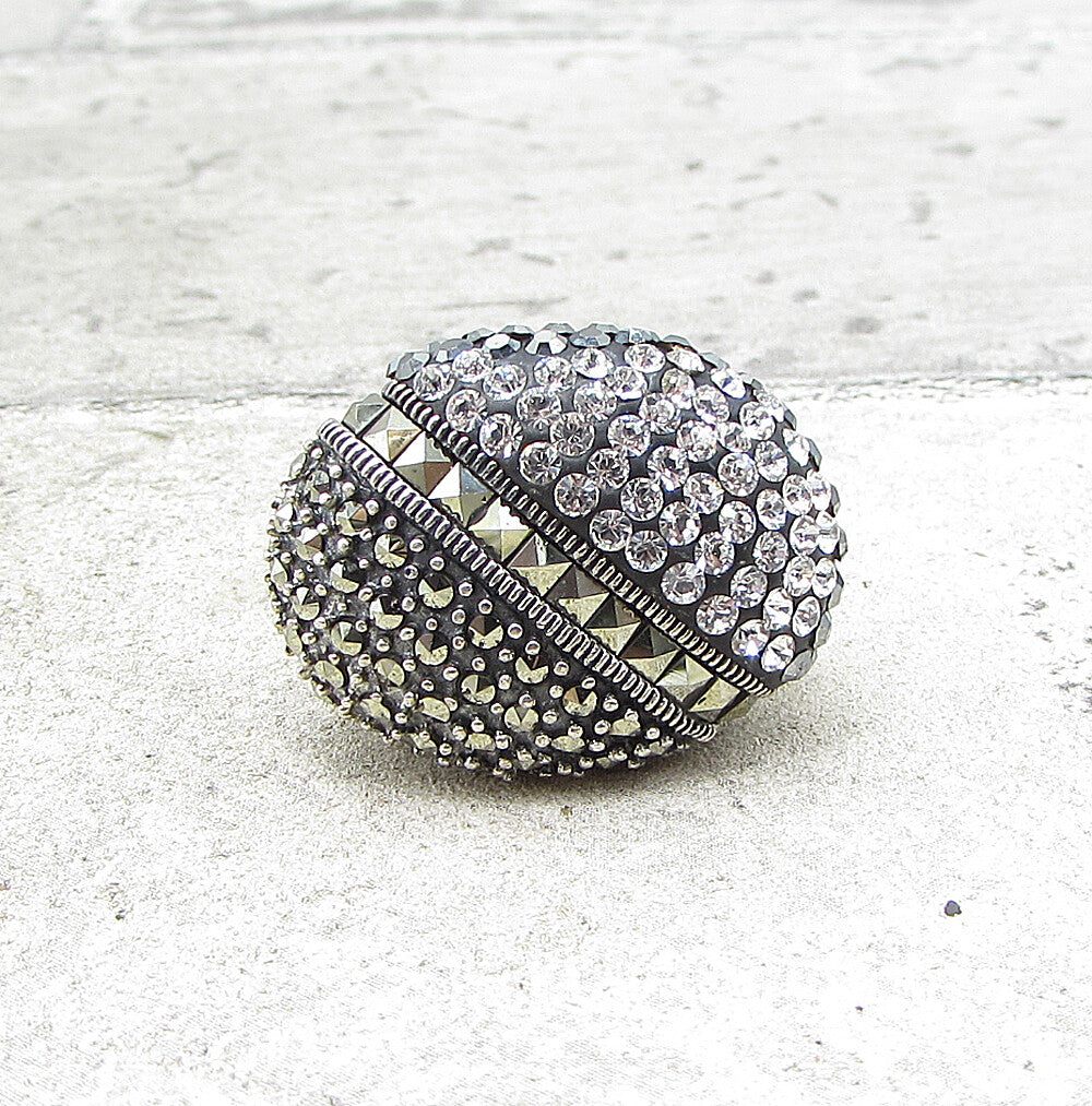 925 Sterling Silver  Crystals & Marcasite Cluster Oval Band Ring Sz 6  RG1564