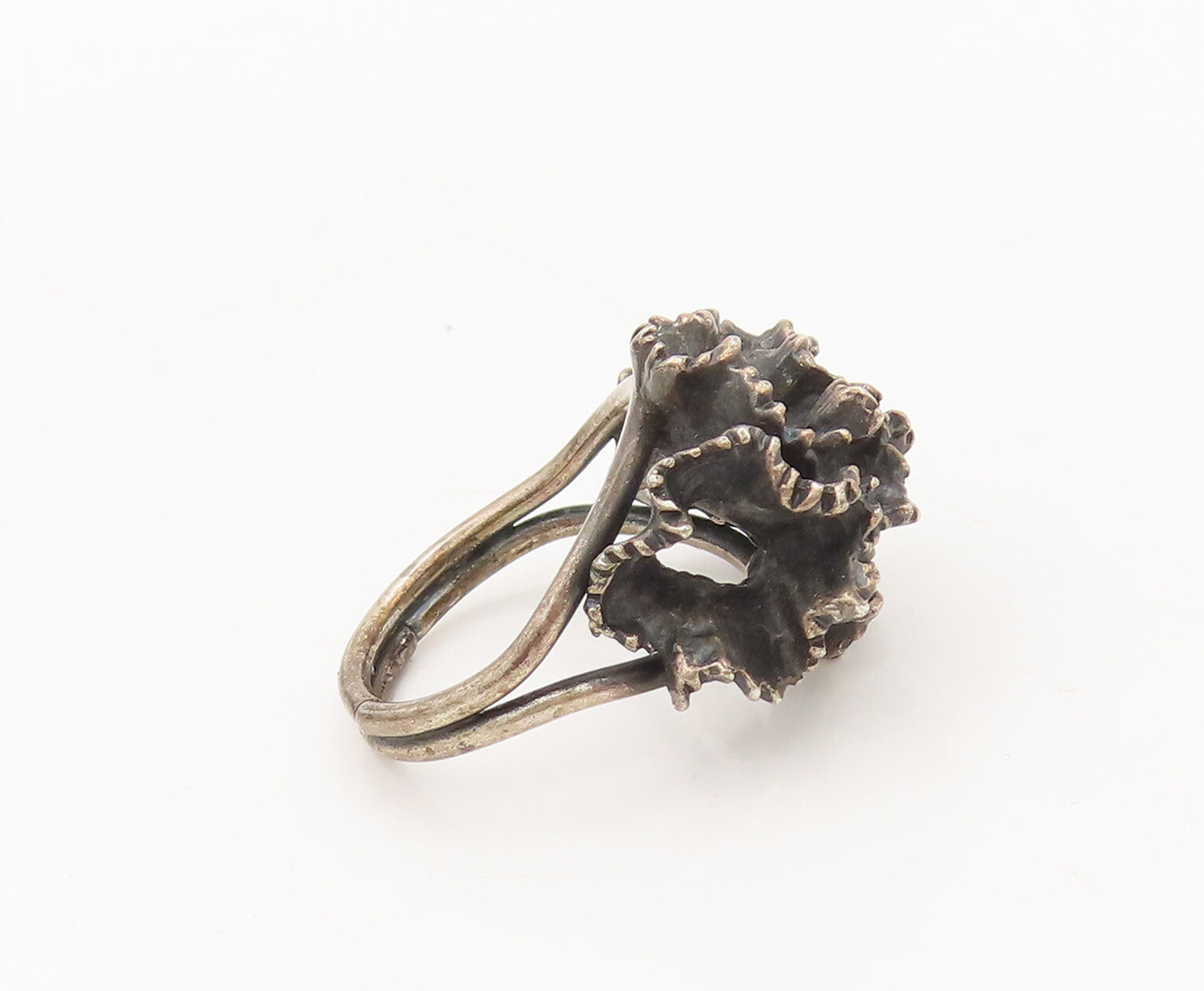 925 Sterling Silver  Vintage Brutalist Swirly Carved Solid Ring Sz 5  RG27421