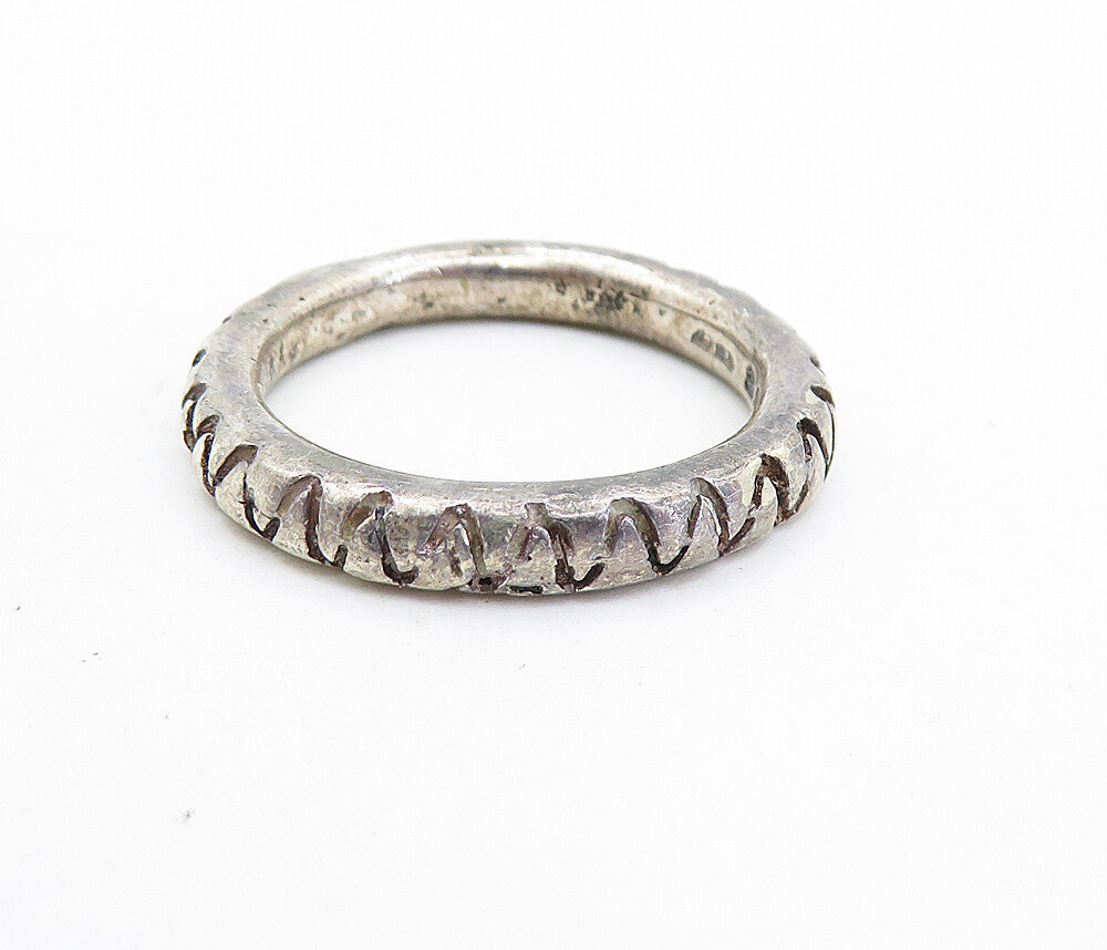 925 Sterling Silver  Vintage Dark Tone Chiseled Wavy Band Ring Sz 9  RG7075