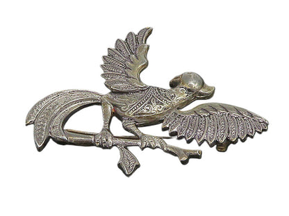 925 Sterling Silver  Vintage Dark Tone Perched Bird Motif Brooch Pin  BP9014