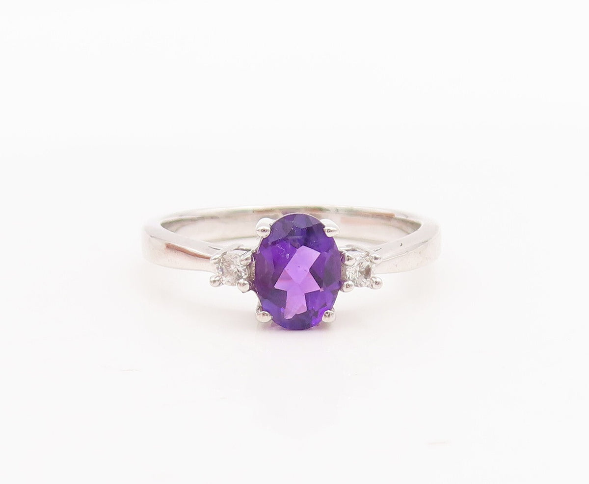 925 Sterling Silver Vintage Ring Oval Cut Amethyst CZ Side Stone  Sz 7  RG29207