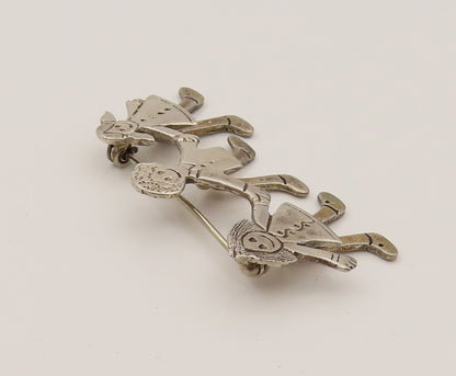925 Silver  Vintage Kids With Dancing Feet Holding Hands Brooch Pin  BP10249