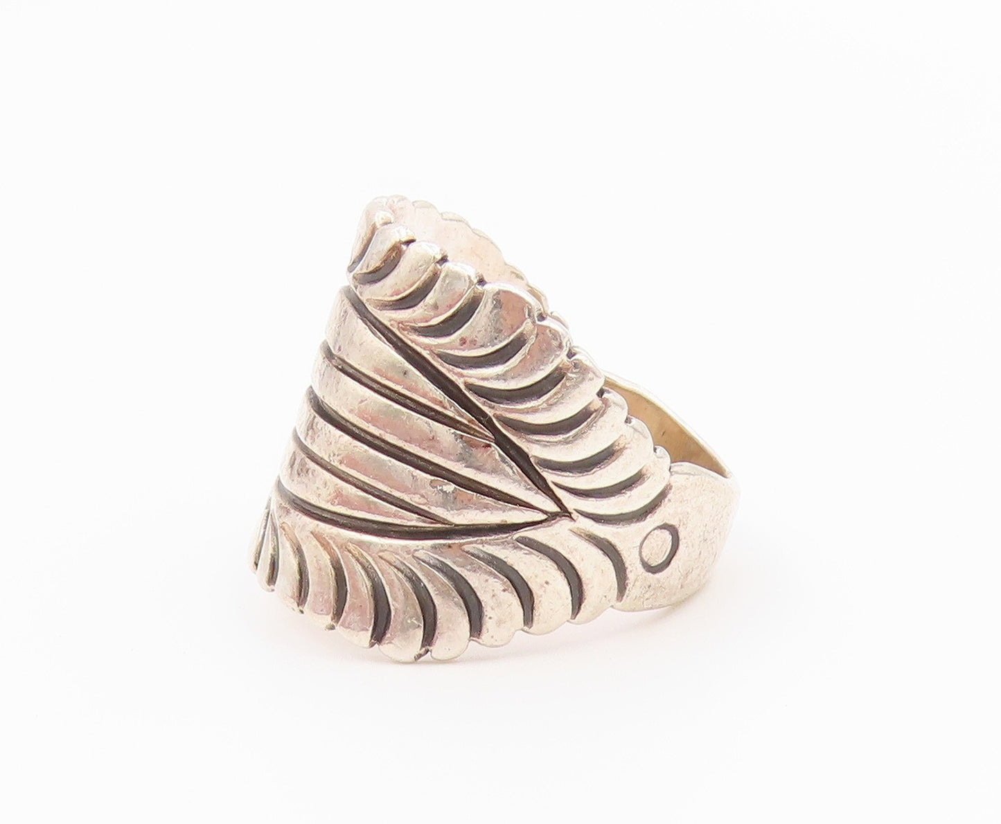 925 Sterling Silver Vintage Ring MORGAN APACHE NAVAJO Ribbed Band  Sz 8  RG36414