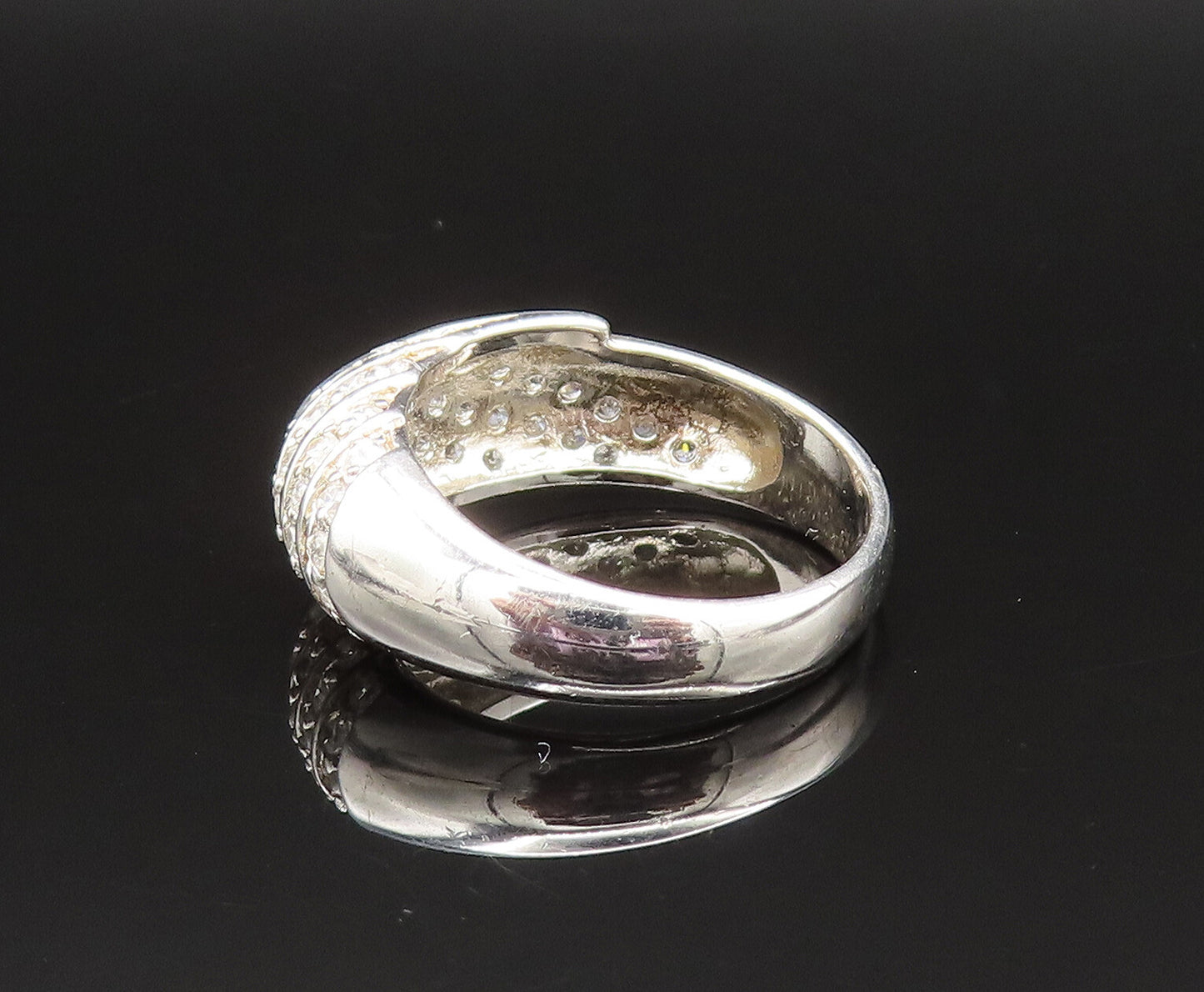 925 Sterling Silver  Vintage Sparkly Topaz Ribbed Dome Ring Sz 7.5  RG25500
