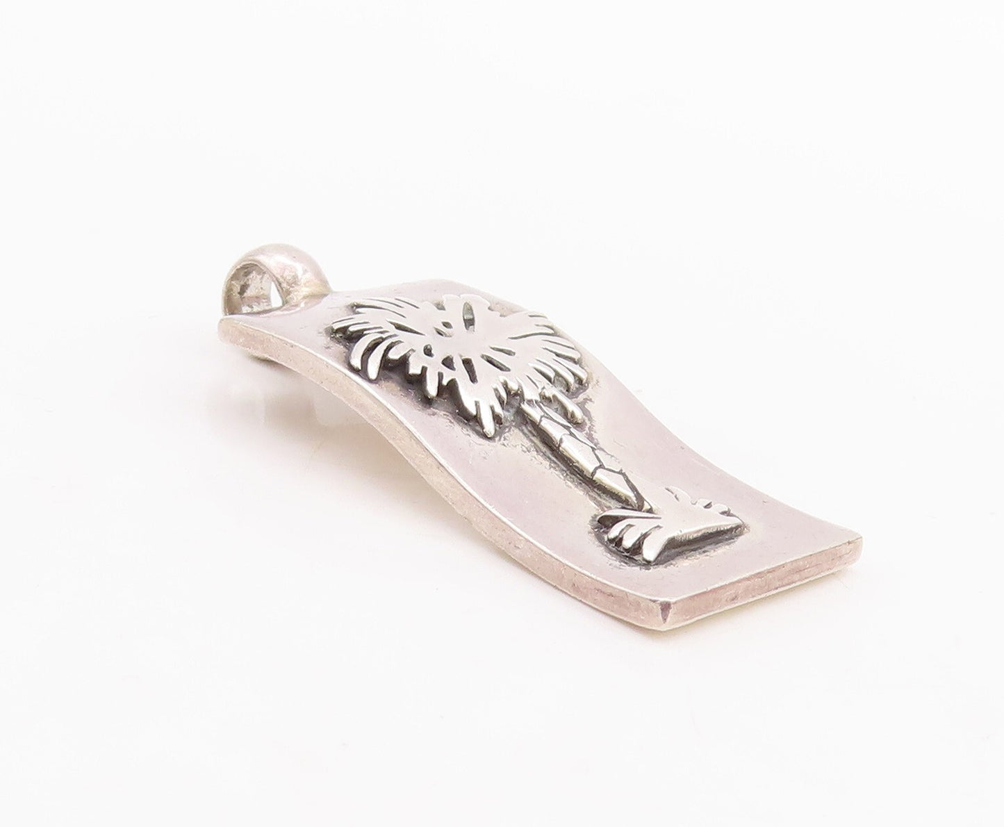 925 Sterling Silver Vintage Pendant Solid Coconut Tree Carved  PT23377