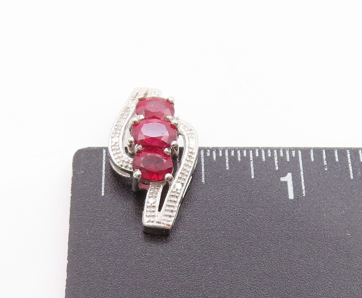925 Sterling Silver Vintage Pendant Modernist Three Stone Ruby Charm  PT25035