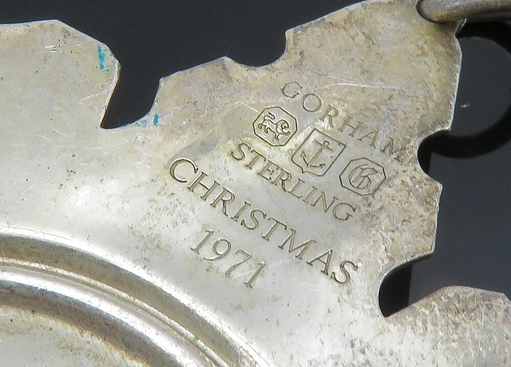 GORHAM 925 Silver  Vintage Antique Shiny Christmas Snowflake Pendant  PT16369
